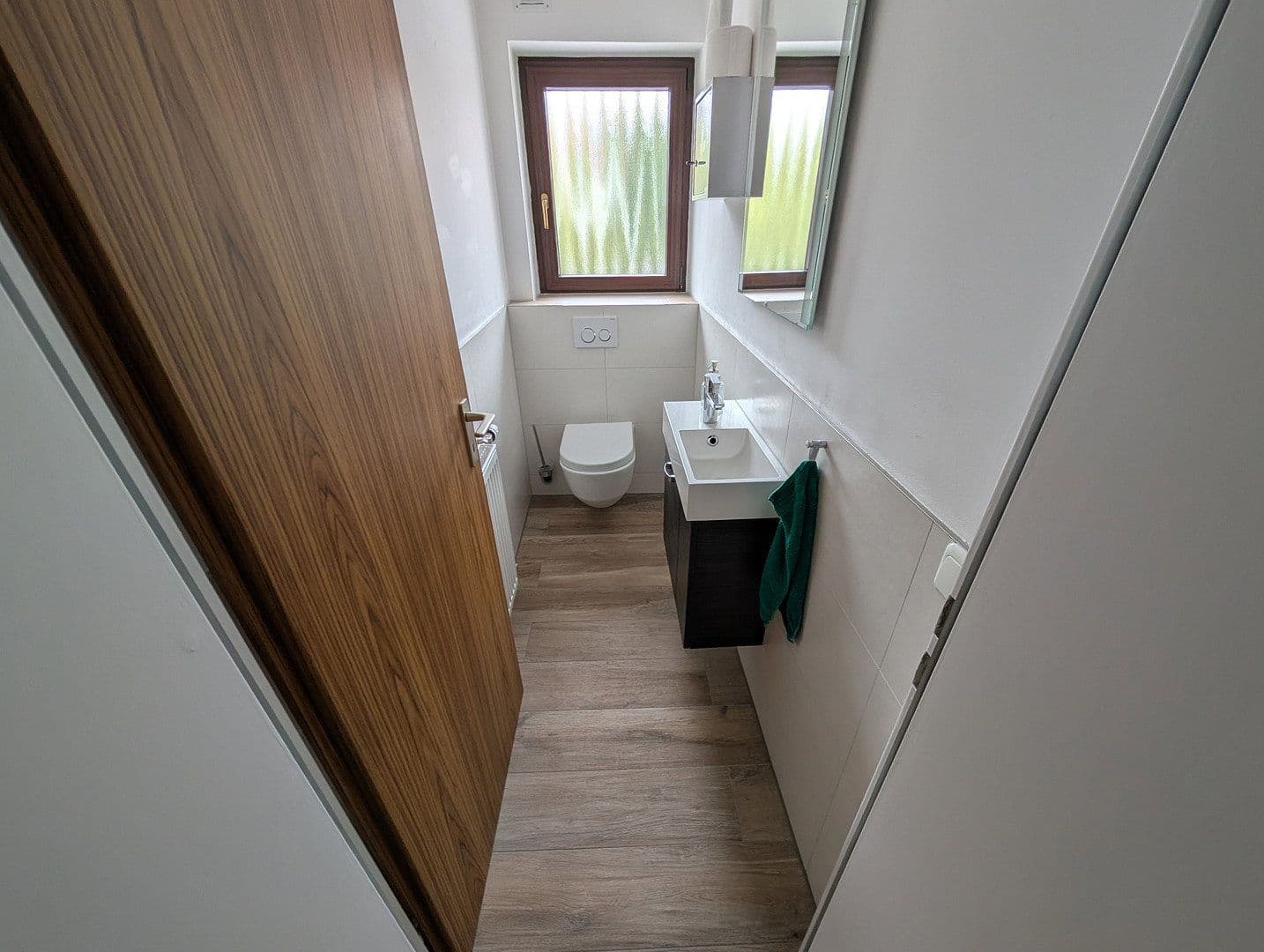 Predaj domu 195 m², pozemok 1.181 m², Mozartstraße 1, Au in der Hallertau, Bavorsko Predaj domu 195 m², pozemok 1.181 m², Mozartstraße 1, Au in der Hallertau, Bavorsko
