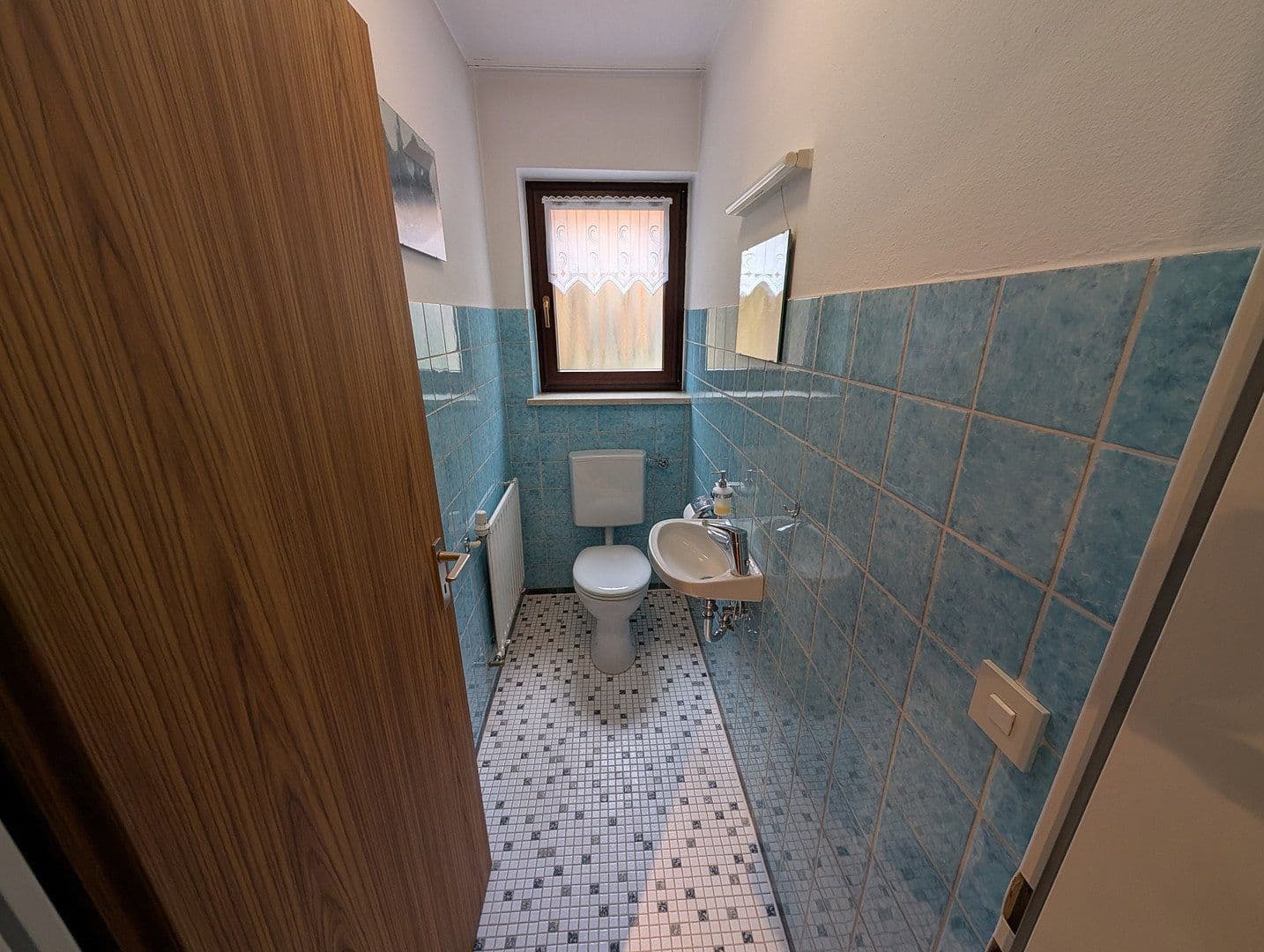 Predaj domu 195 m², pozemok 1.181 m², Mozartstraße 1, Au in der Hallertau, Bavorsko Predaj domu 195 m², pozemok 1.181 m², Mozartstraße 1, Au in der Hallertau, Bavorsko