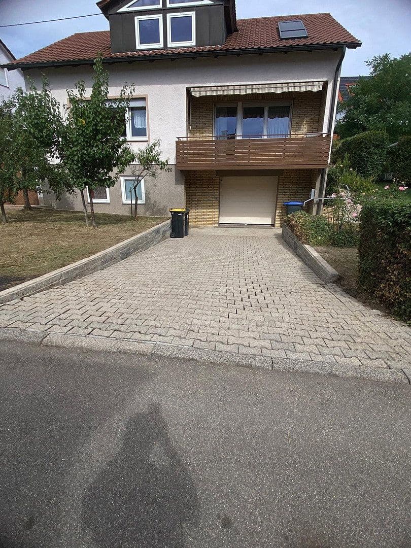 Predaj domu 152 m², pozemok 437 m², Ammerstraße 20, Nürtingen, Bádensko-Wurttembersko Predaj domu 152 m², pozemok 437 m², Ammerstraße 20, Nürtingen, Bádensko-Wurttembersko