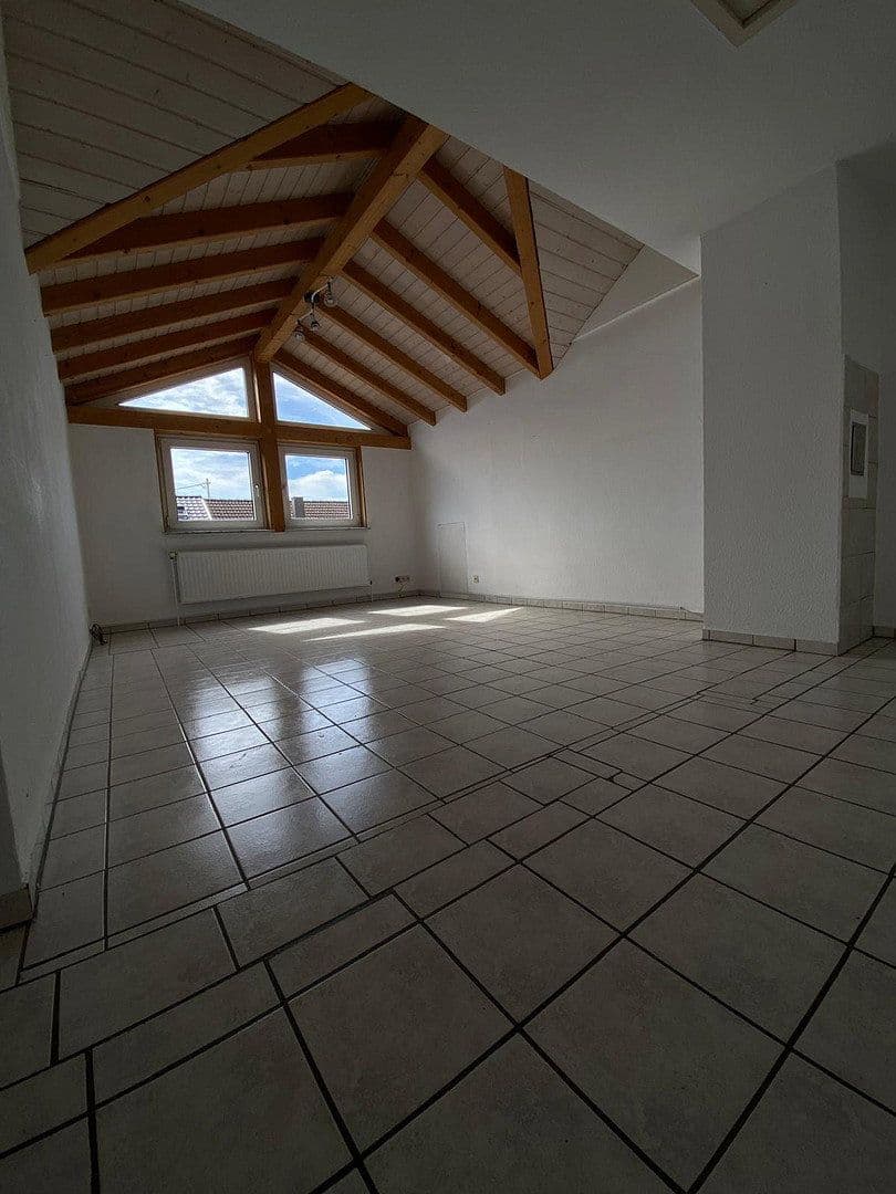 Predaj domu 152 m², pozemok 437 m², Ammerstraße 20, Nürtingen, Bádensko-Wurttembersko Predaj domu 152 m², pozemok 437 m², Ammerstraße 20, Nürtingen, Bádensko-Wurttembersko