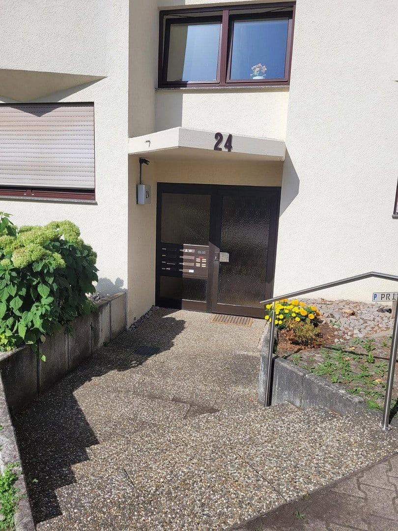 Predaj bytu 3-izbový 83 m², Aalenerstraße 24, Leonberg, Bádensko-Wurttembersko Predaj bytu 3-izbový 83 m², Aalenerstraße 24, Leonberg, Bádensko-Wurttembersko