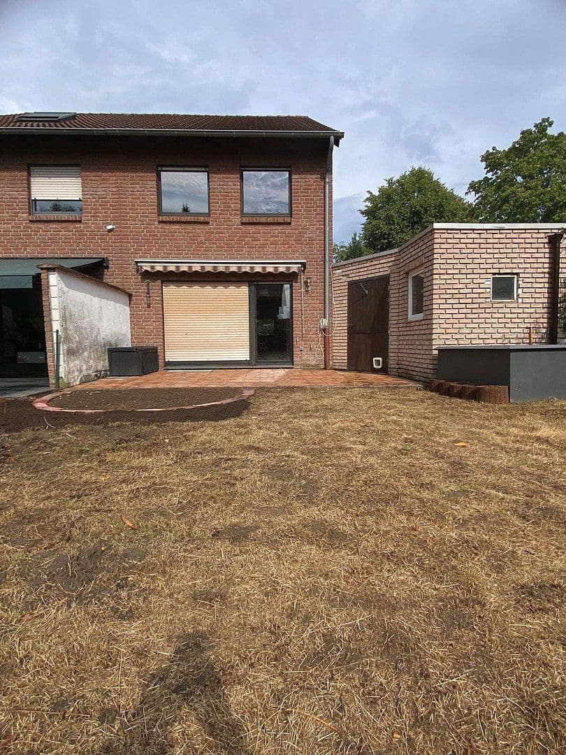 Predaj domu 130 m², pozemok 449 m², Welfenstraße 8a, Mönchengladbach, Severné Porýnie - Westfálsko Predaj domu 130 m², pozemok 449 m², Welfenstraße 8a, Mönchengladbach, Severné Porýnie - Westfálsko
