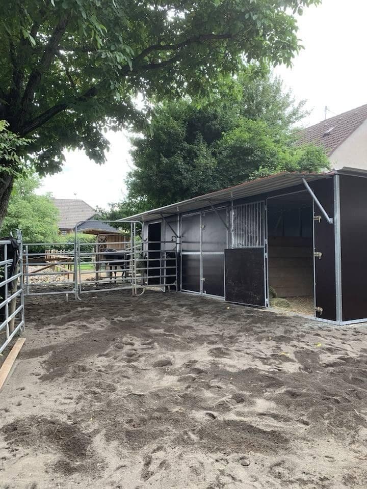 Predaj domu 350 m², pozemok 2.400 m², Schöneberg, Porýnie-Falcko Predaj domu 350 m², pozemok 2.400 m², Schöneberg, Porýnie-Falcko