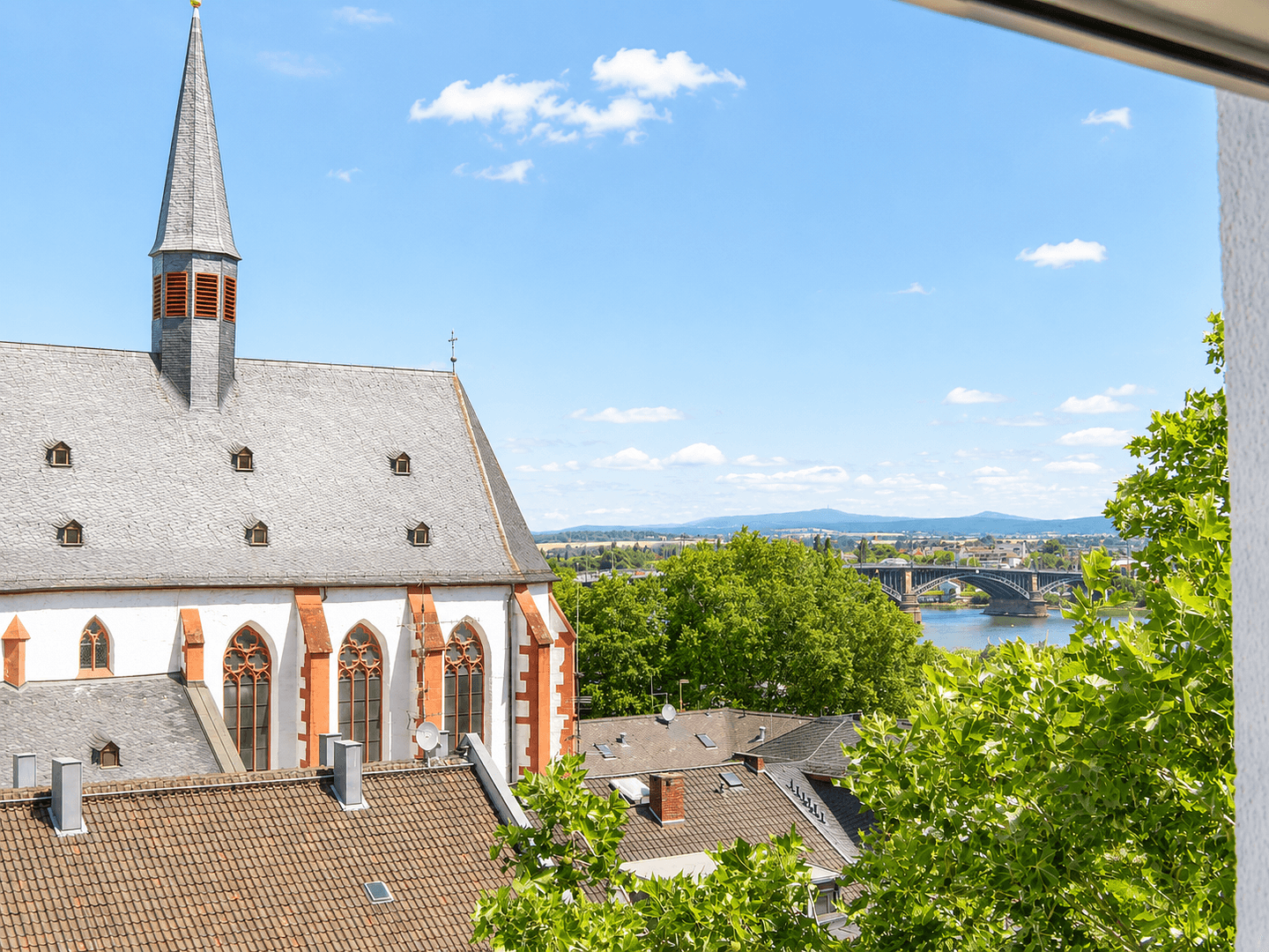 Prenájom bytu 1-izbový 20 m², Mainz, Porýnie-Falcko Prenájom bytu 1-izbový 20 m², Mainz, Porýnie-Falcko