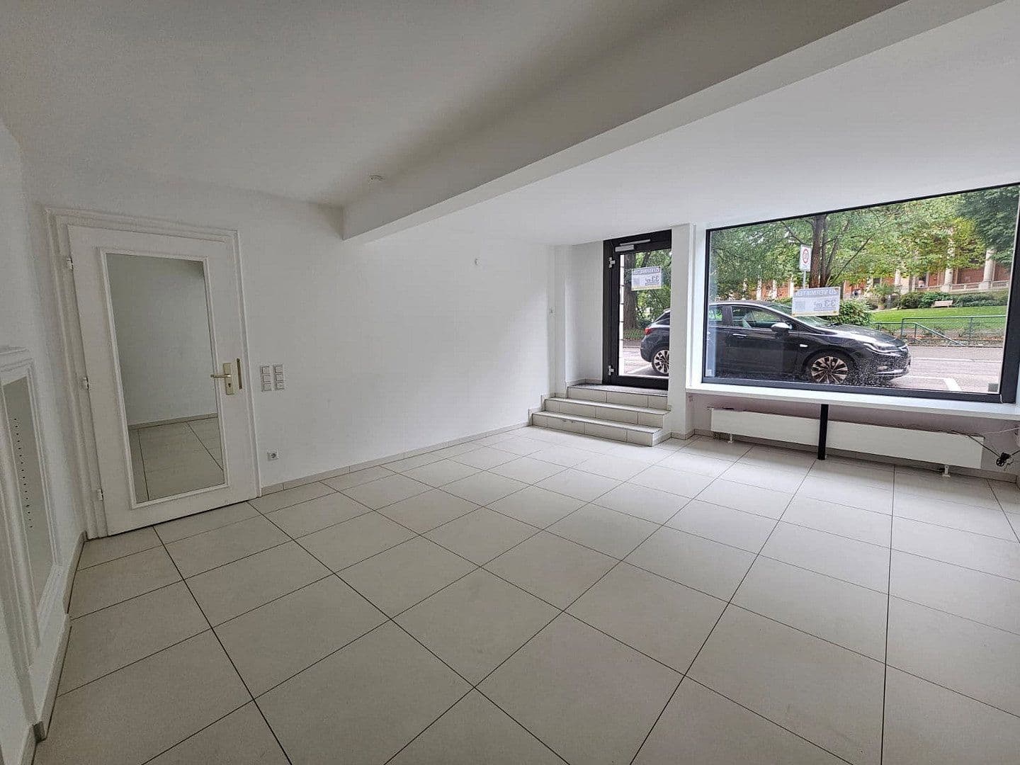 Prenájom nebytového priestoru 33 m², Luisenstr. 24, Baden-Baden, Bádensko-Wurttembersko Prenájom nebytového priestoru 33 m², Luisenstr. 24, Baden-Baden, Bádensko-Wurttembersko