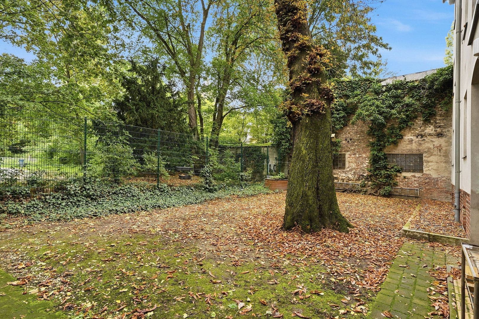 Predaj bytu 3-izbový 86 m², Berlin, Berlín Predaj bytu 3-izbový 86 m², Berlin, Berlín