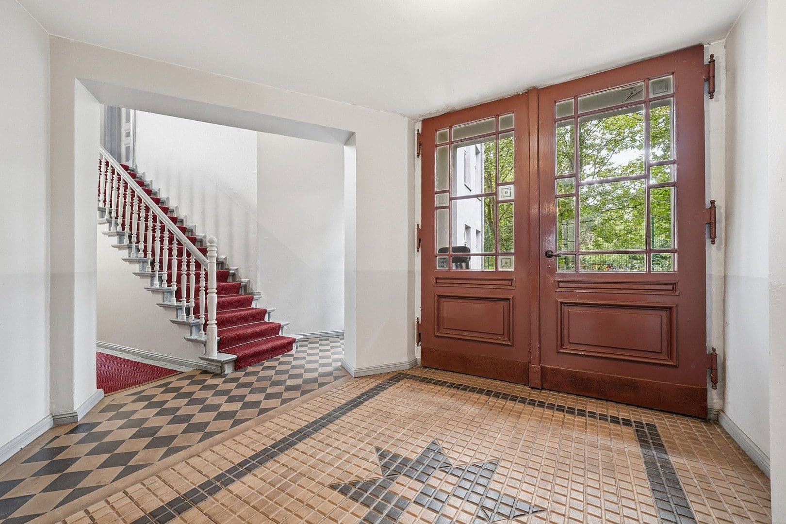 Predaj bytu 3-izbový 86 m², Berlin, Berlín Predaj bytu 3-izbový 86 m², Berlin, Berlín