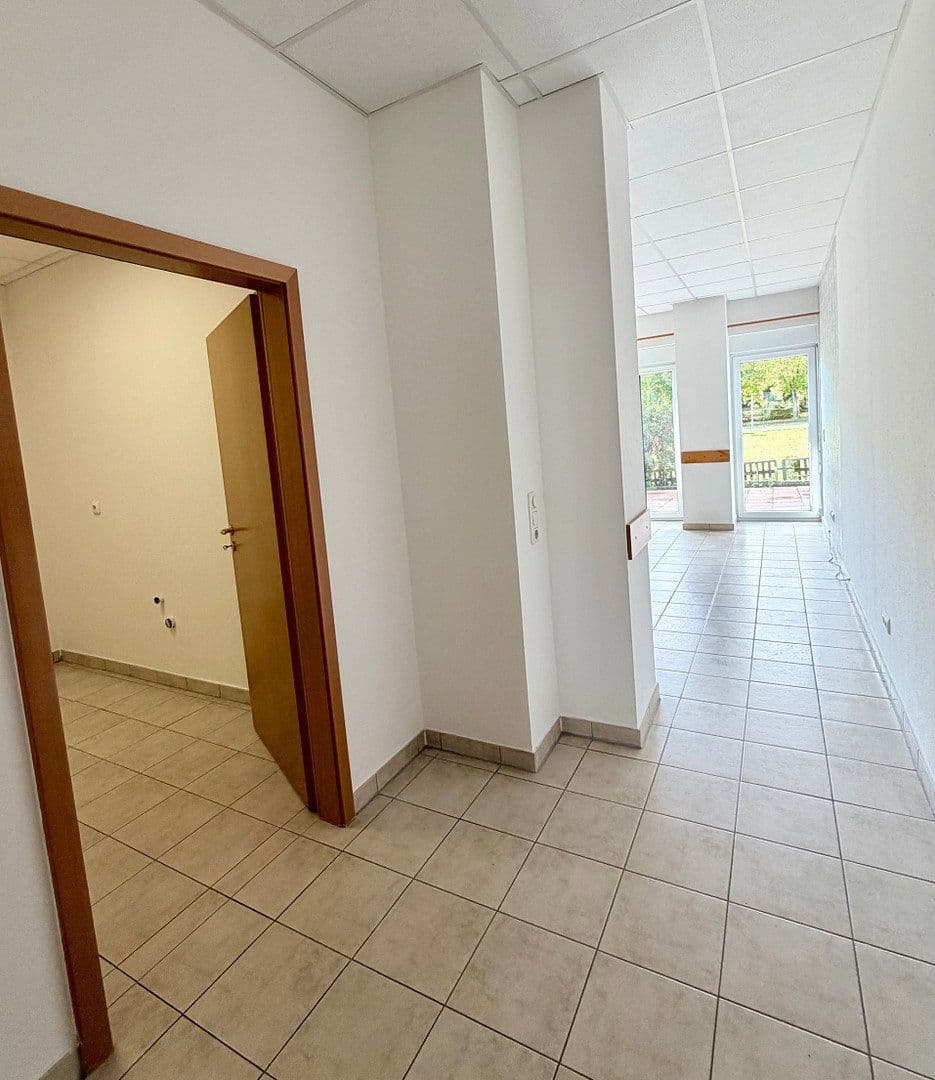 Prenájom bytu 2-izbový 81 m², Am Hollerbach 5, Hofheim am Taunus, Hesensko Prenájom bytu 2-izbový 81 m², Am Hollerbach 5, Hofheim am Taunus, Hesensko