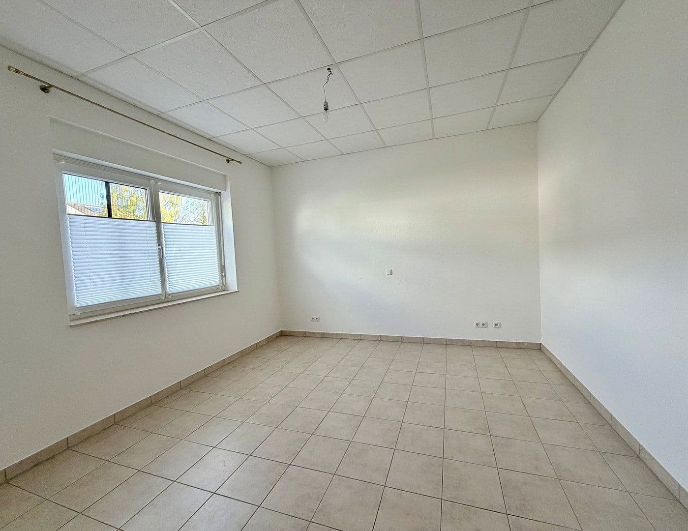 Prenájom bytu 2-izbový 81 m², Am Hollerbach 5, Hofheim am Taunus, Hesensko Prenájom bytu 2-izbový 81 m², Am Hollerbach 5, Hofheim am Taunus, Hesensko