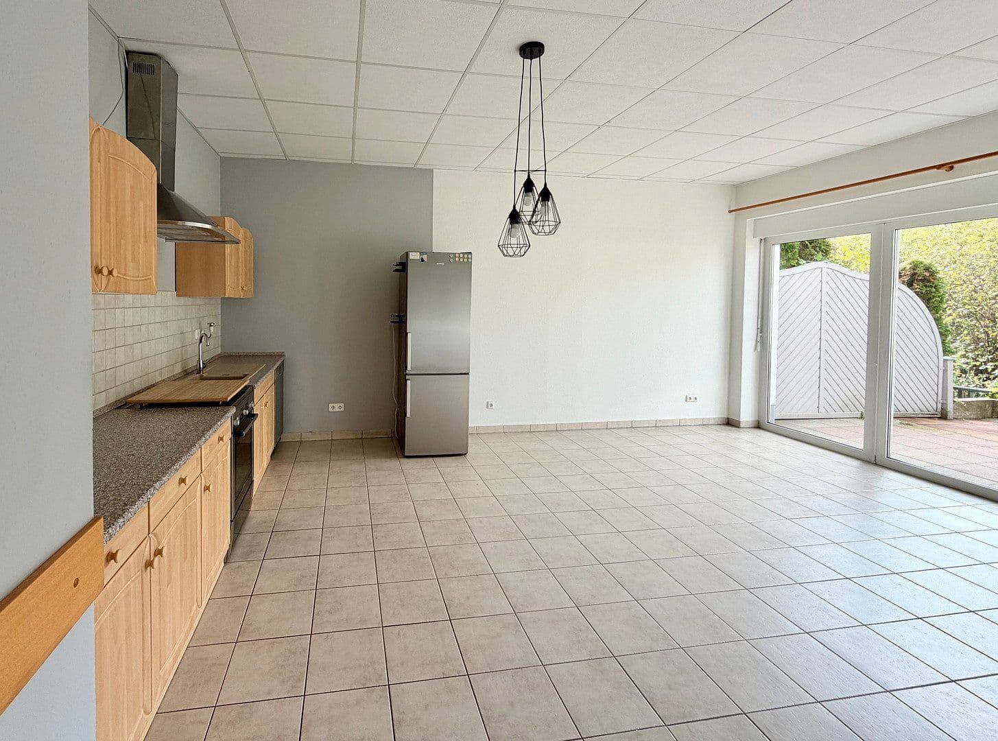Prenájom bytu 2-izbový 81 m², Am Hollerbach 5, Hofheim am Taunus, Hesensko Prenájom bytu 2-izbový 81 m², Am Hollerbach 5, Hofheim am Taunus, Hesensko