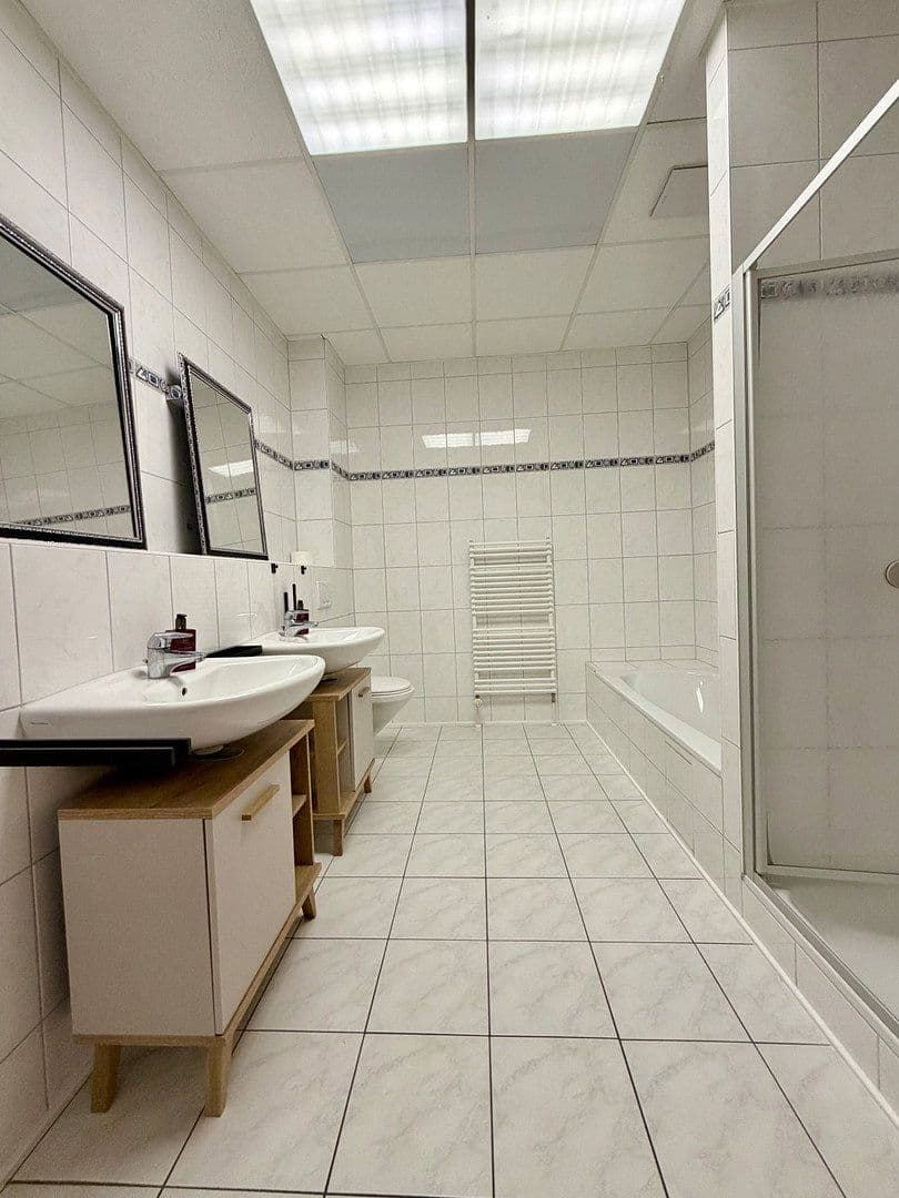 Prenájom bytu 2-izbový 81 m², Am Hollerbach 5, Hofheim am Taunus, Hesensko Prenájom bytu 2-izbový 81 m², Am Hollerbach 5, Hofheim am Taunus, Hesensko