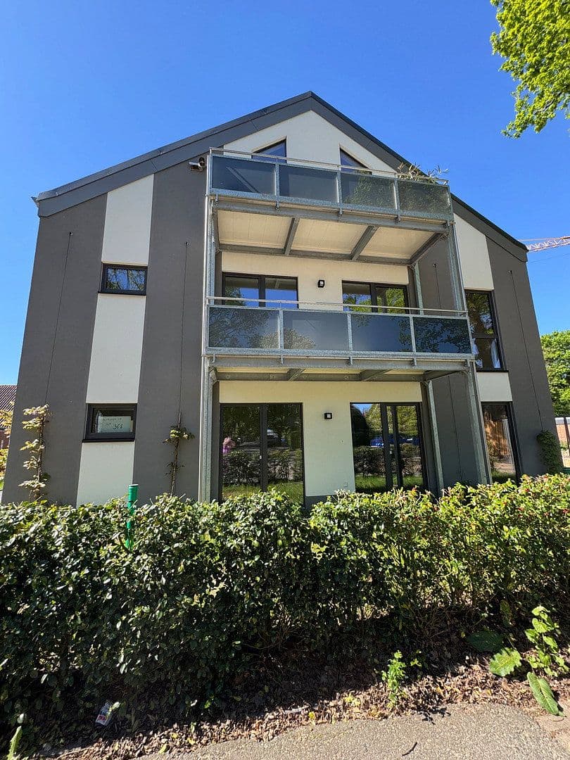Prenájom bytu 2-izbový 73 m², Altonaer Straße 368, Halstenbek, Šlezvicko-Holštajnsko Prenájom bytu 2-izbový 73 m², Altonaer Straße 368, Halstenbek, Šlezvicko-Holštajnsko