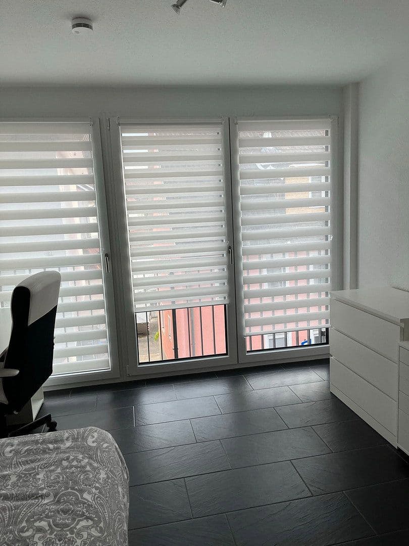 Prenájom bytu 3-izbový 89 m², Sindelfingen, Bádensko-Wurttembersko Prenájom bytu 3-izbový 89 m², Sindelfingen, Bádensko-Wurttembersko
