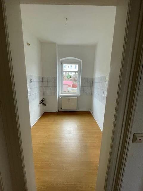 Prenájom bytu 4-izbový 98 m², Cornelius-Gurlitt Straße 8, Dresden, Sasko Prenájom bytu 4-izbový 98 m², Cornelius-Gurlitt Straße 8, Dresden, Sasko