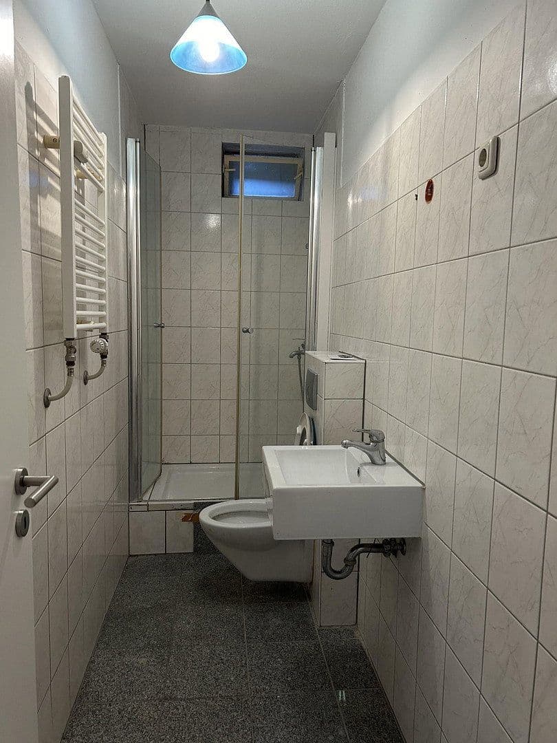 Prenájom bytu 4-izbový 87 m², Bertastraße 16, Duisburg, Severné Porýnie - Westfálsko Prenájom bytu 4-izbový 87 m², Bertastraße 16, Duisburg, Severné Porýnie - Westfálsko