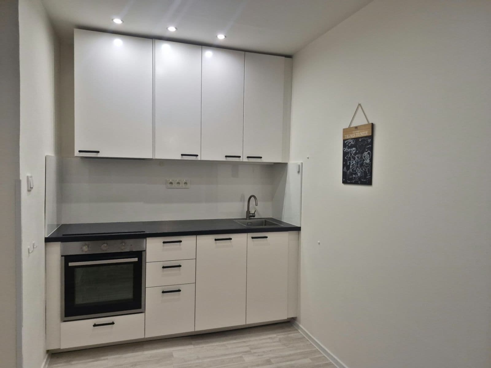 Prenájom bytu 2-izbový 50 m², Čáslavská, Praha, Praha Prenájom bytu 2-izbový 50 m², Čáslavská, Praha, Praha