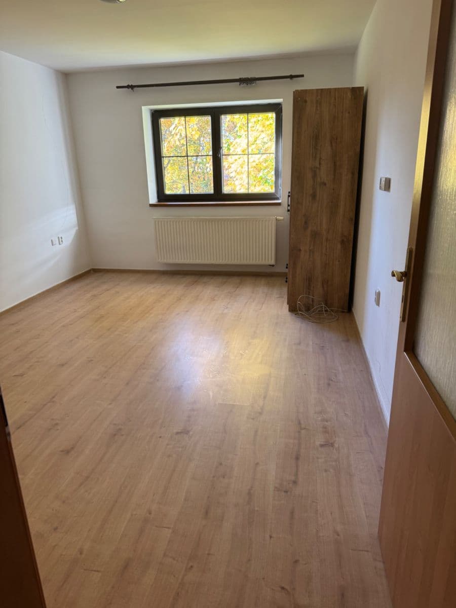 Prenájom bytu 1-izbový 37 m², Smetanova, Příbram, Středočeský kraj Prenájom bytu 1-izbový 37 m², Smetanova, Příbram, Středočeský kraj