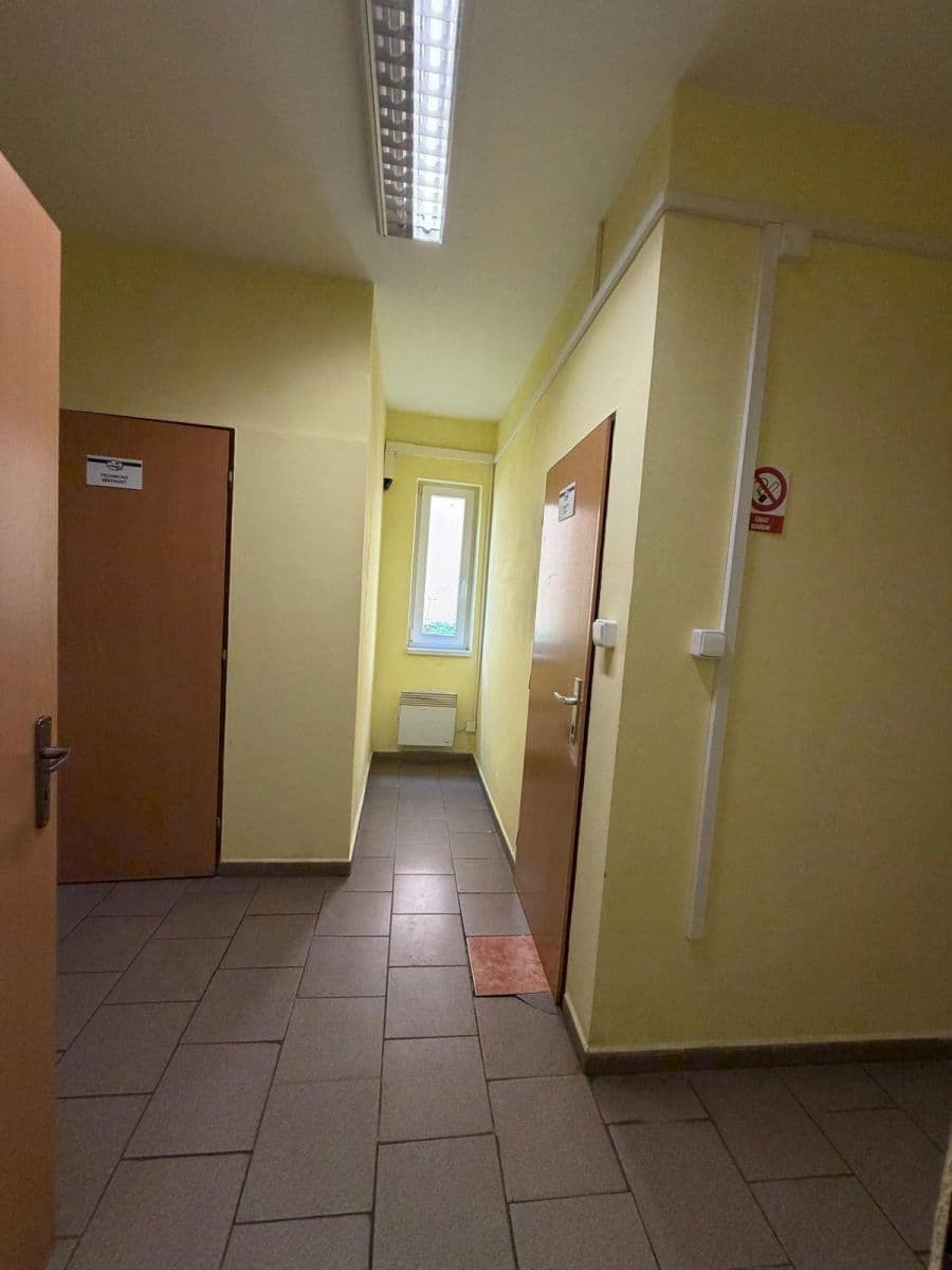 Prenájom nebytového priestoru 79 m², Meziříčí, Jihočeský kraj Prenájom nebytového priestoru 79 m², Meziříčí, Jihočeský kraj