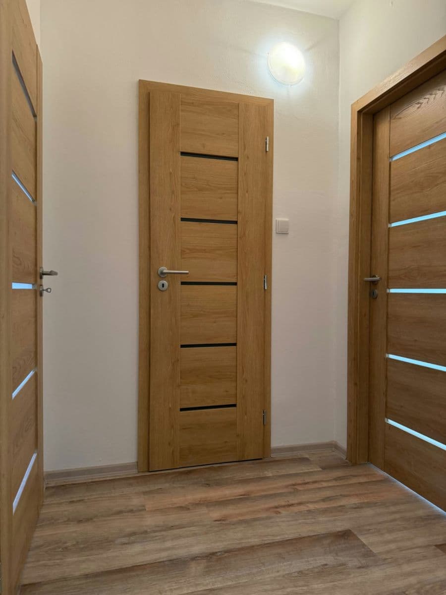 Predaj bytu 2-izbový 58 m², Radkovská, Telč, Kraj Vysočina Predaj bytu 2-izbový 58 m², Radkovská, Telč, Kraj Vysočina