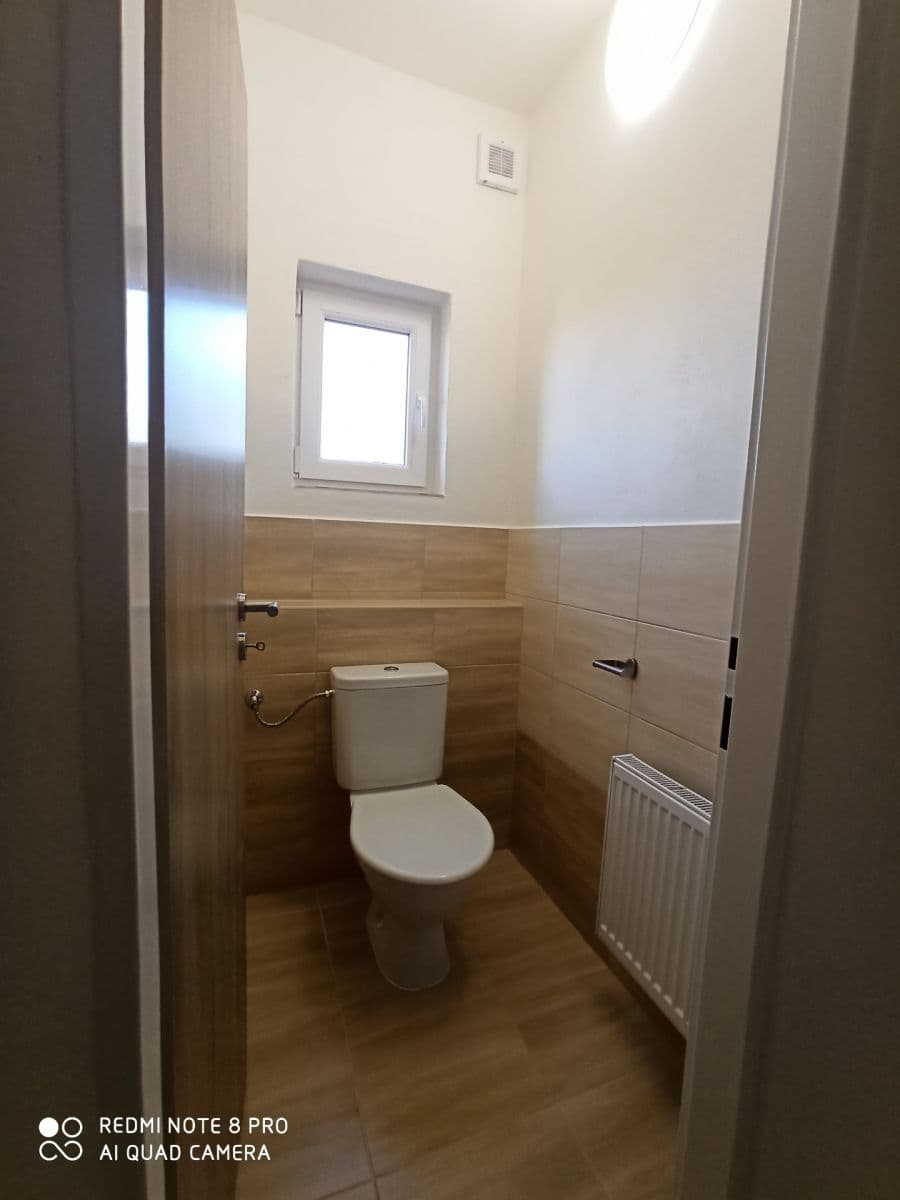 Prenájom bytu 2-izbový 52 m², J. Plachty, Bzenec, Jihomoravský kraj Prenájom bytu 2-izbový 52 m², J. Plachty, Bzenec, Jihomoravský kraj