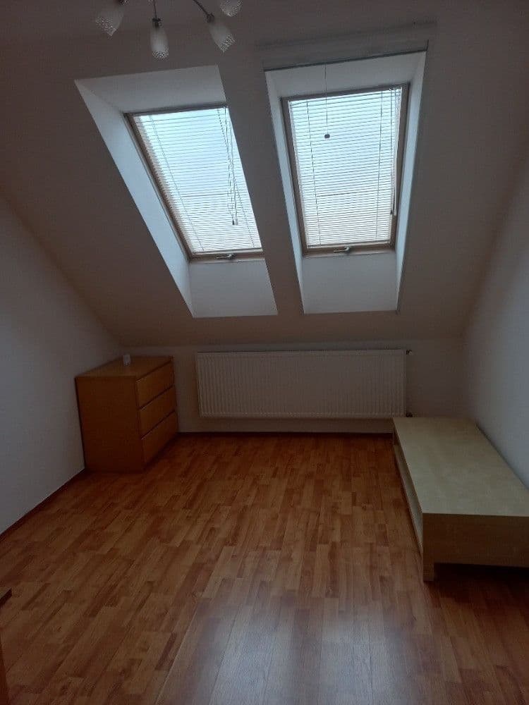 Prenájom bytu 2-izbový 61 m², Hrnčířská, Jesenice, Středočeský kraj Prenájom bytu 2-izbový 61 m², Hrnčířská, Jesenice, Středočeský kraj