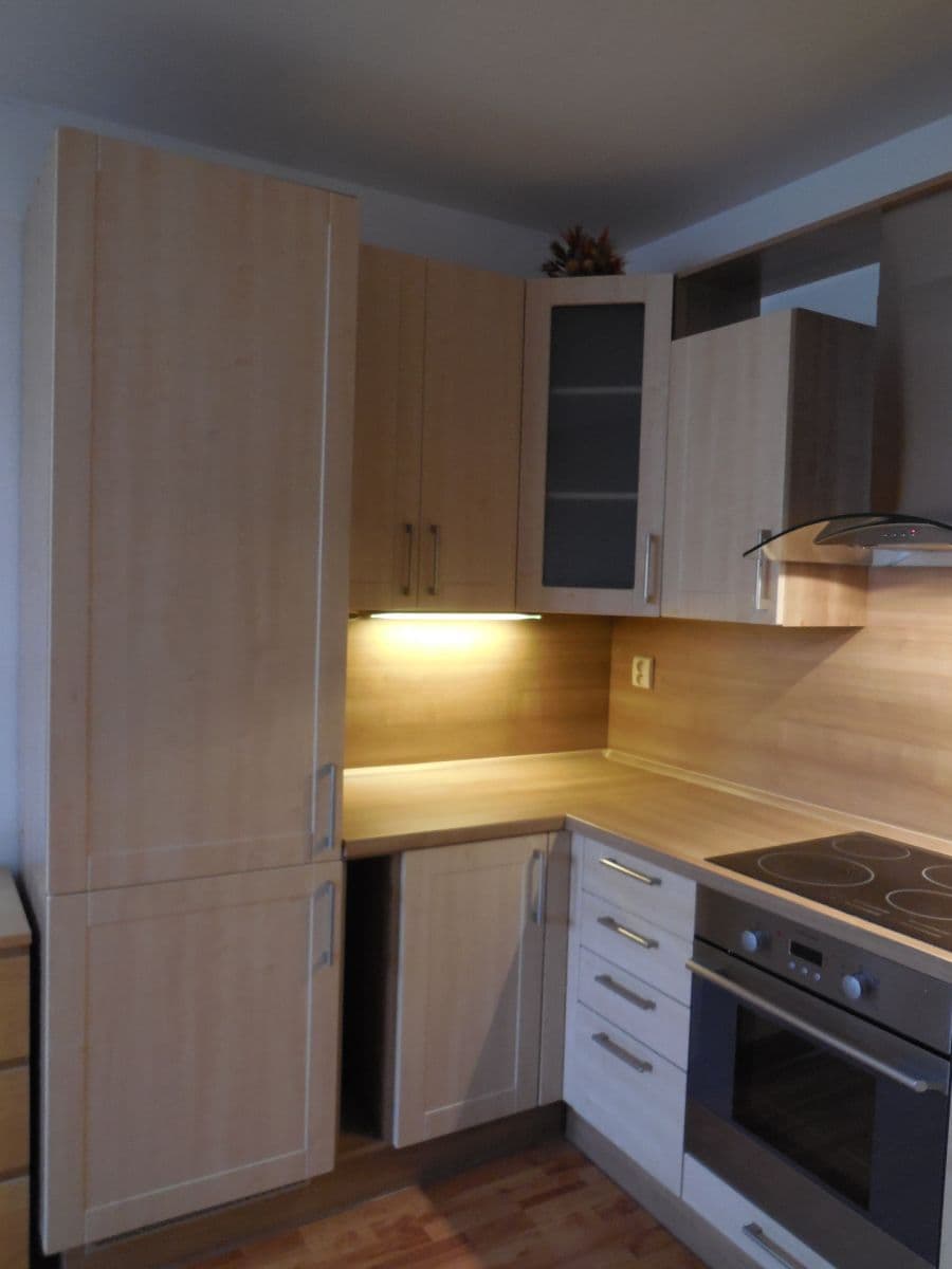 Prenájom bytu 2-izbový 61 m², Hrnčířská, Jesenice, Středočeský kraj Prenájom bytu 2-izbový 61 m², Hrnčířská, Jesenice, Středočeský kraj