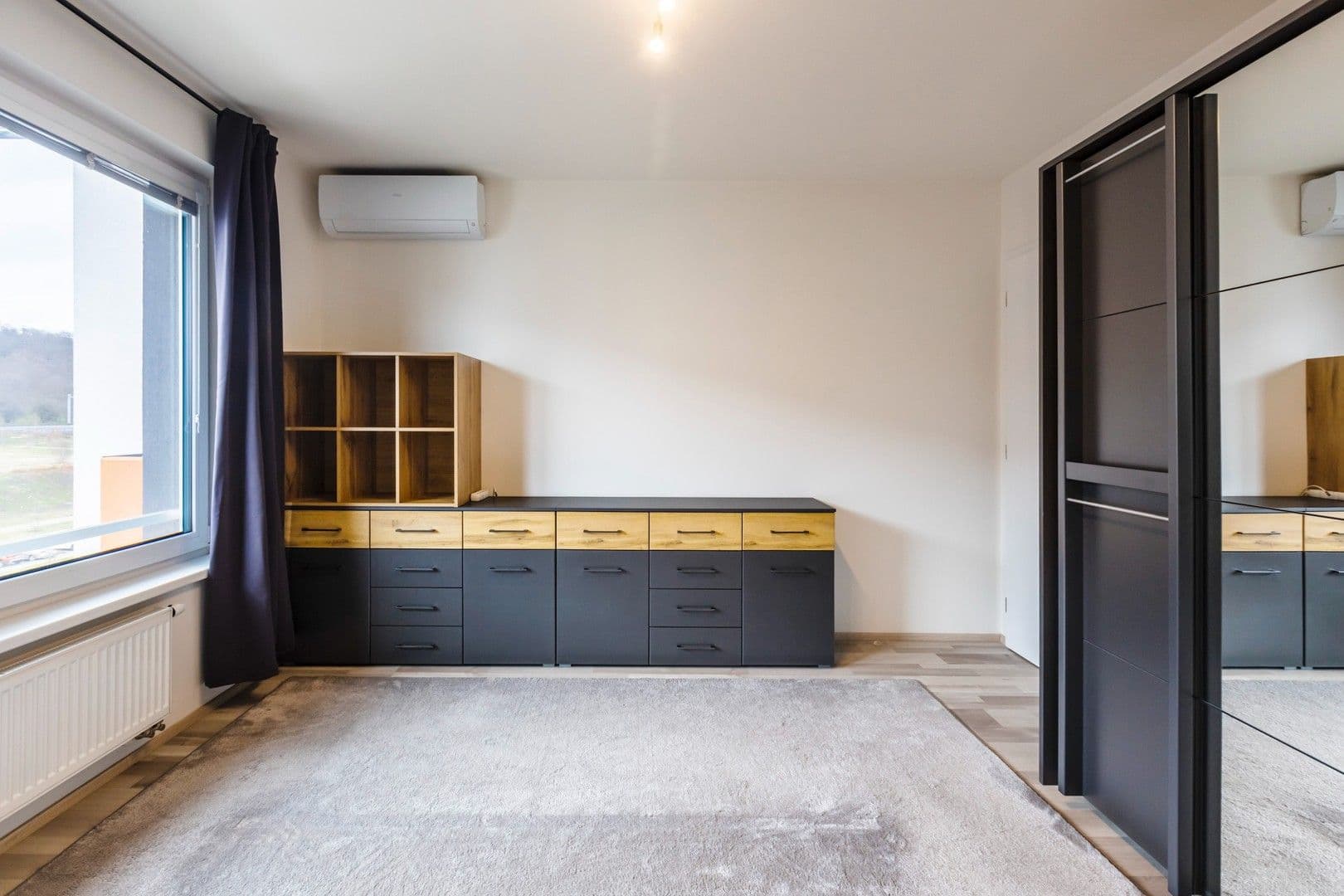 Prenájom bytu 3-izbový 83 m², Moravcových, Praha, Praha Prenájom bytu 3-izbový 83 m², Moravcových, Praha, Praha