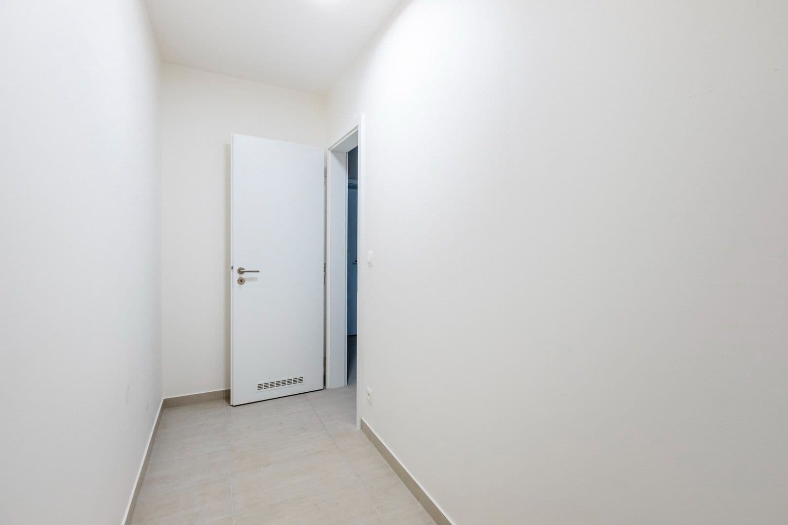 Prenájom bytu 3-izbový 83 m², Moravcových, Praha, Praha Prenájom bytu 3-izbový 83 m², Moravcových, Praha, Praha