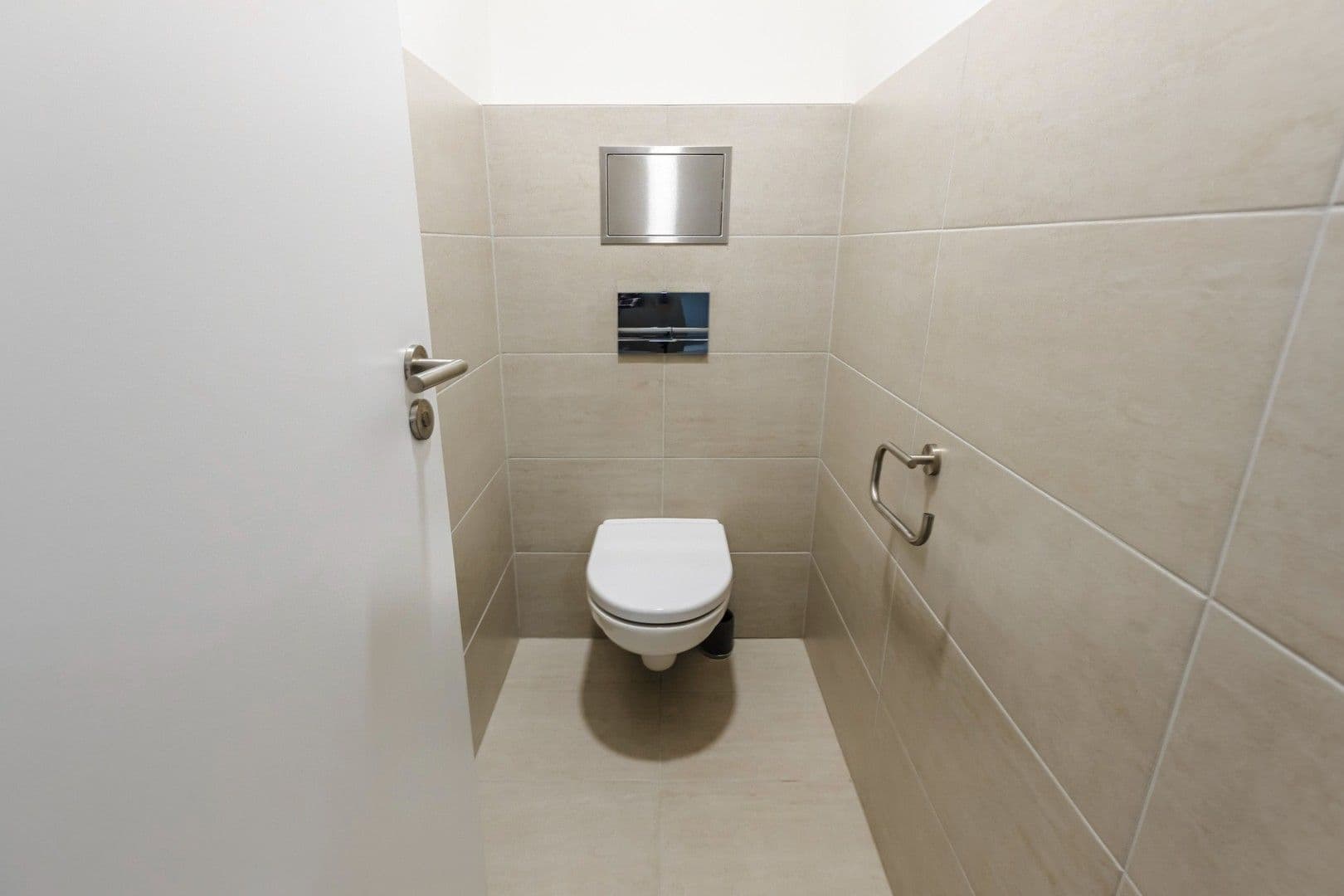 Prenájom bytu 3-izbový 83 m², Moravcových, Praha, Praha Prenájom bytu 3-izbový 83 m², Moravcových, Praha, Praha