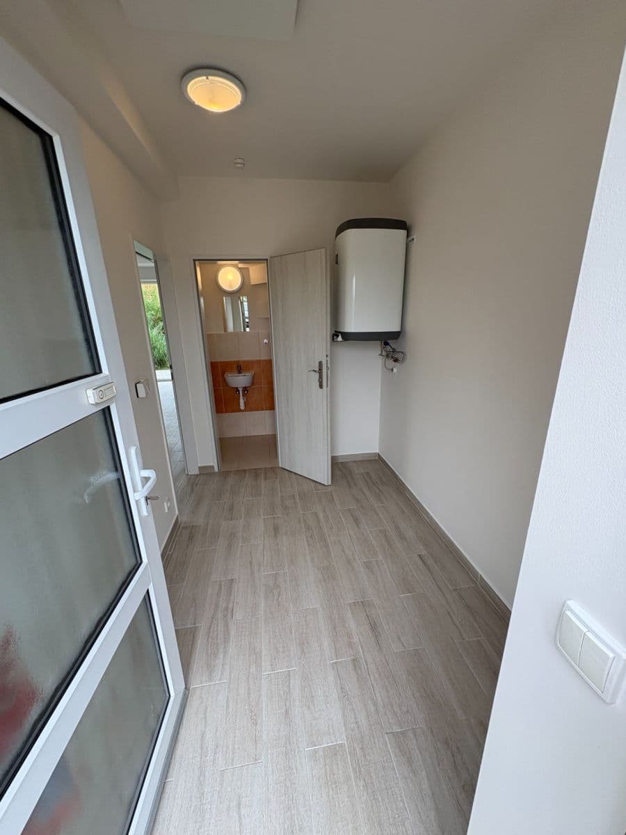 Prenájom domu 80 m², pozemok 440 m², Škvorec, Středočeský kraj Prenájom domu 80 m², pozemok 440 m², Škvorec, Středočeský kraj
