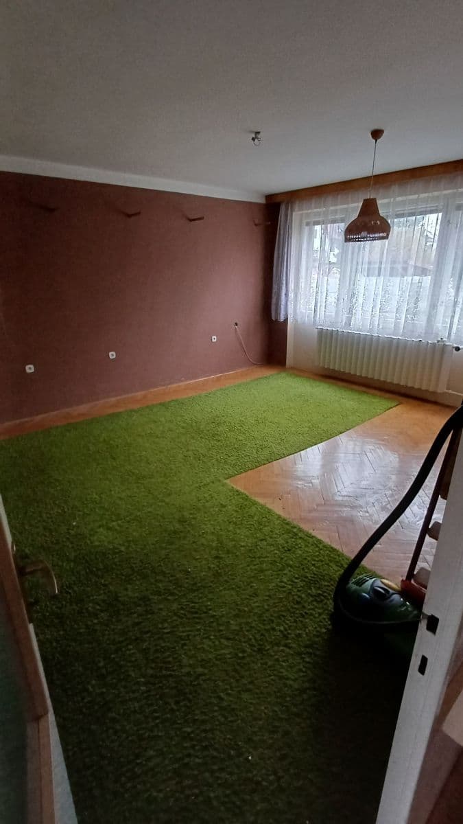 Predaj domu 240 m², pozemok 750 m², Na Výšině, Kunovice, Zlínský kraj Predaj domu 240 m², pozemok 750 m², Na Výšině, Kunovice, Zlínský kraj