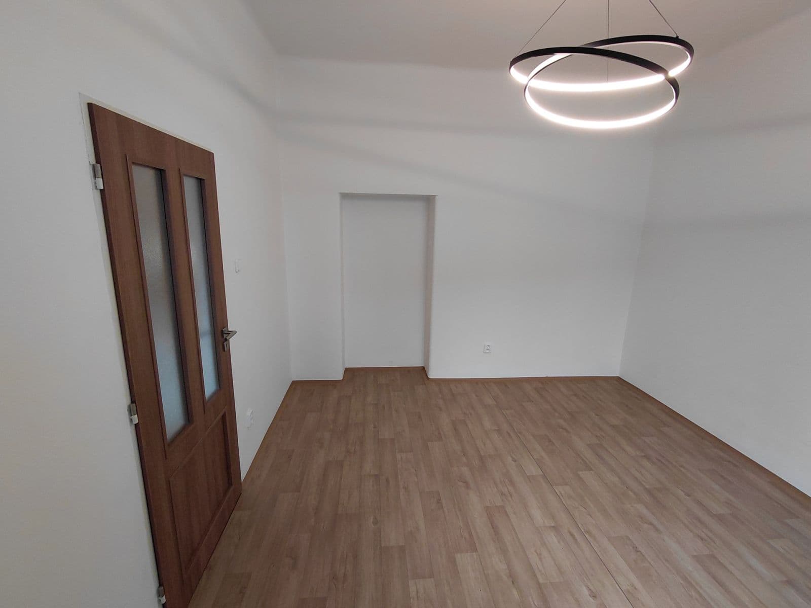 Prenájom bytu 1-izbový 33 m², Zenklova, Praha, Praha Prenájom bytu 1-izbový 33 m², Zenklova, Praha, Praha