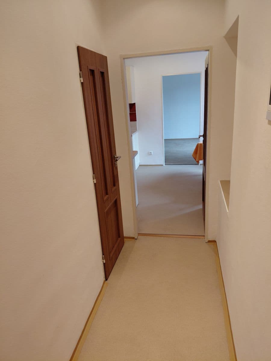 Prenájom bytu 1-izbový 33 m², Zenklova, Praha, Praha Prenájom bytu 1-izbový 33 m², Zenklova, Praha, Praha