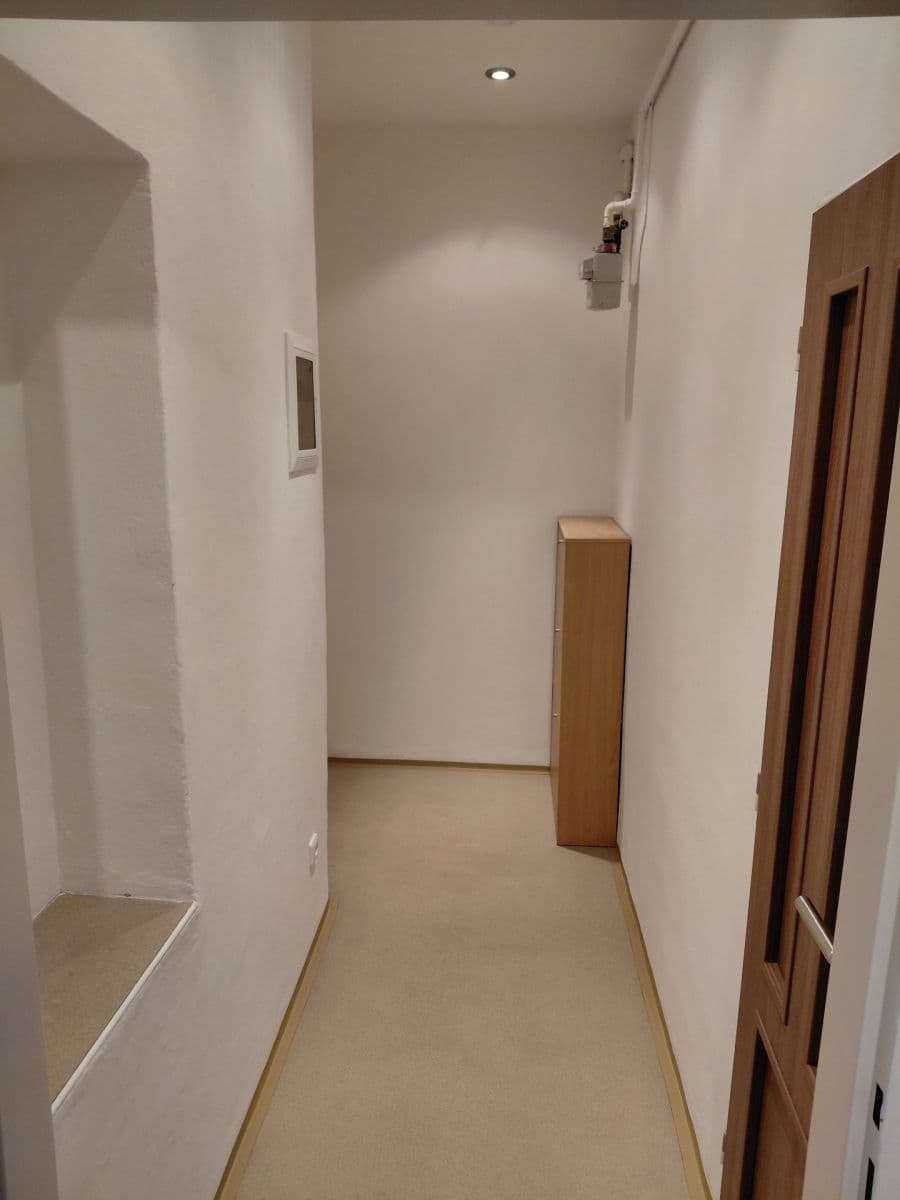 Prenájom bytu 1-izbový 33 m², Zenklova, Praha, Praha Prenájom bytu 1-izbový 33 m², Zenklova, Praha, Praha