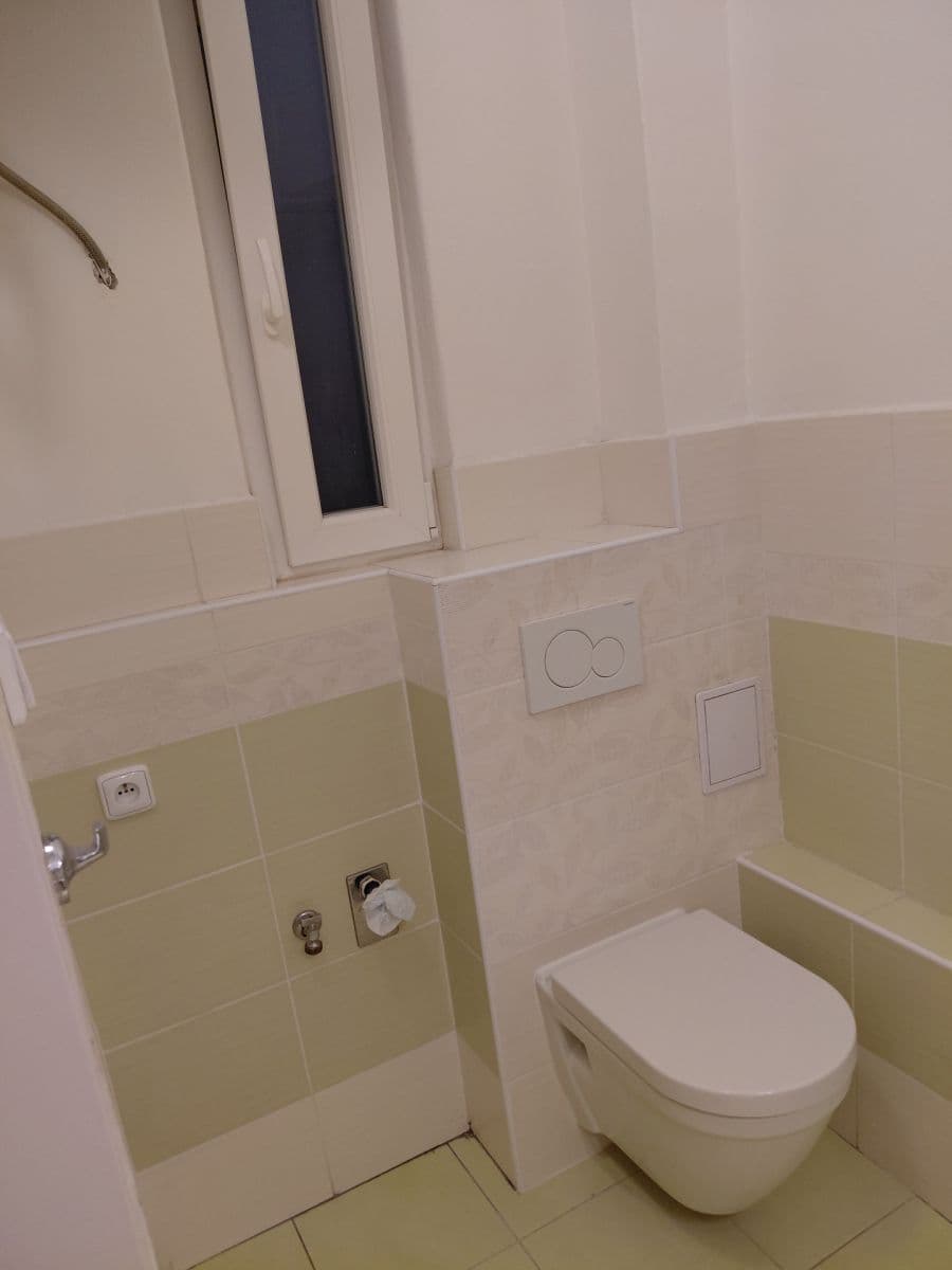 Prenájom bytu 1-izbový 33 m², Zenklova, Praha, Praha Prenájom bytu 1-izbový 33 m², Zenklova, Praha, Praha
