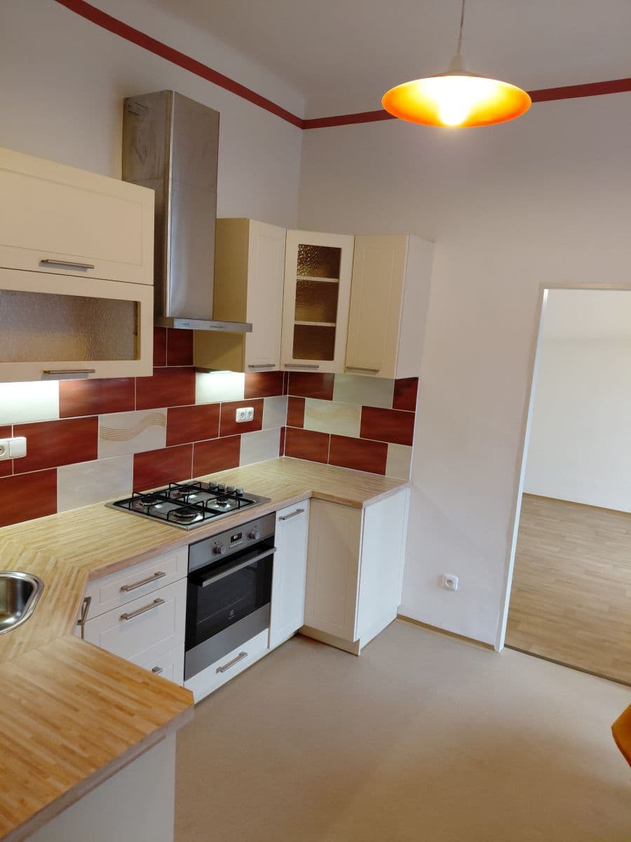 Prenájom bytu 1-izbový 33 m², Zenklova, Praha, Praha Prenájom bytu 1-izbový 33 m², Zenklova, Praha, Praha