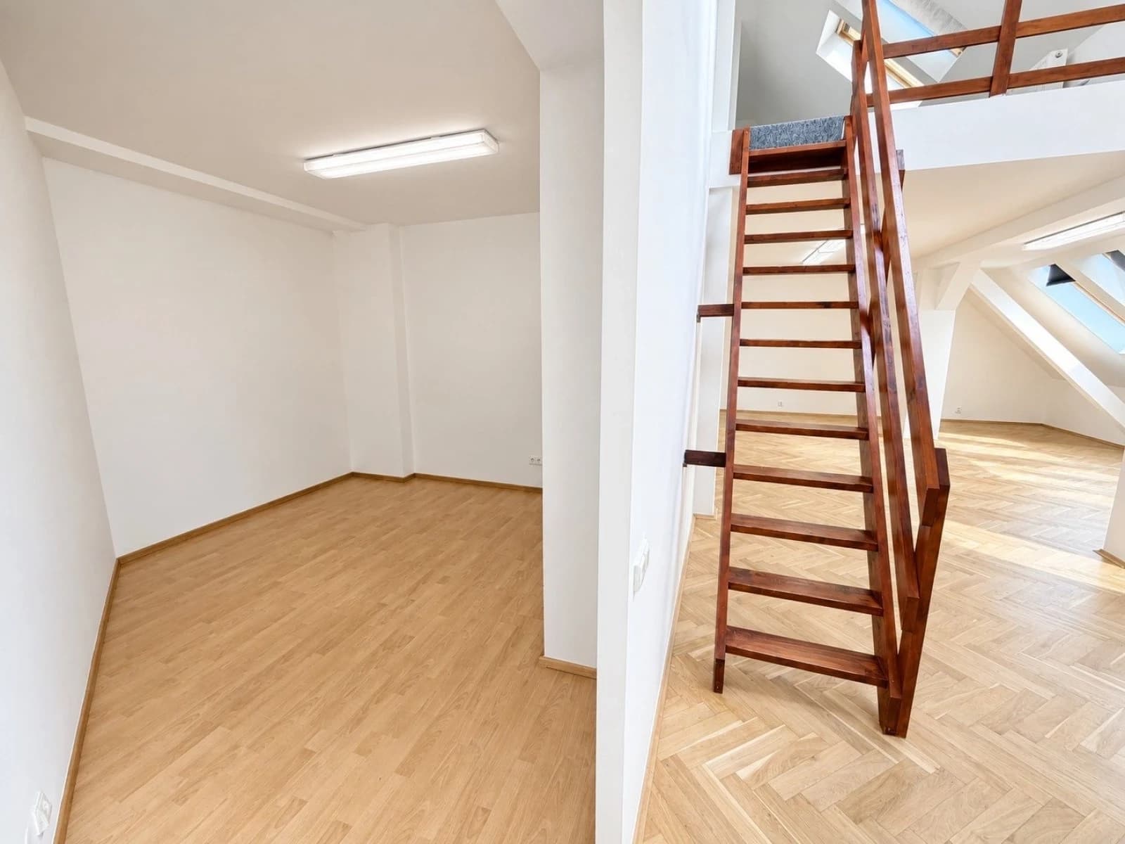 Prenájom kancelárie 162 m², Kodaňská, Praha, Praha Prenájom kancelárie 162 m², Kodaňská, Praha, Praha