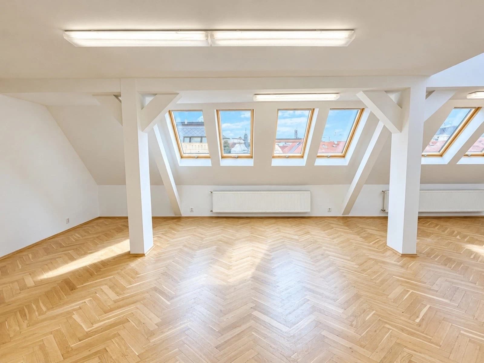 Prenájom kancelárie 162 m², Kodaňská, Praha, Praha Prenájom kancelárie 162 m², Kodaňská, Praha, Praha