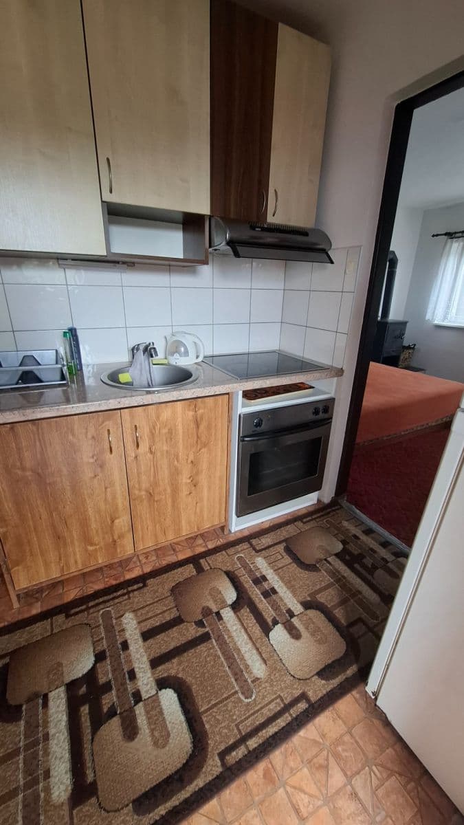 Prenájom domu 45 m², pozemok 120 m², Všešímská, Kunice, Středočeský kraj Prenájom domu 45 m², pozemok 120 m², Všešímská, Kunice, Středočeský kraj