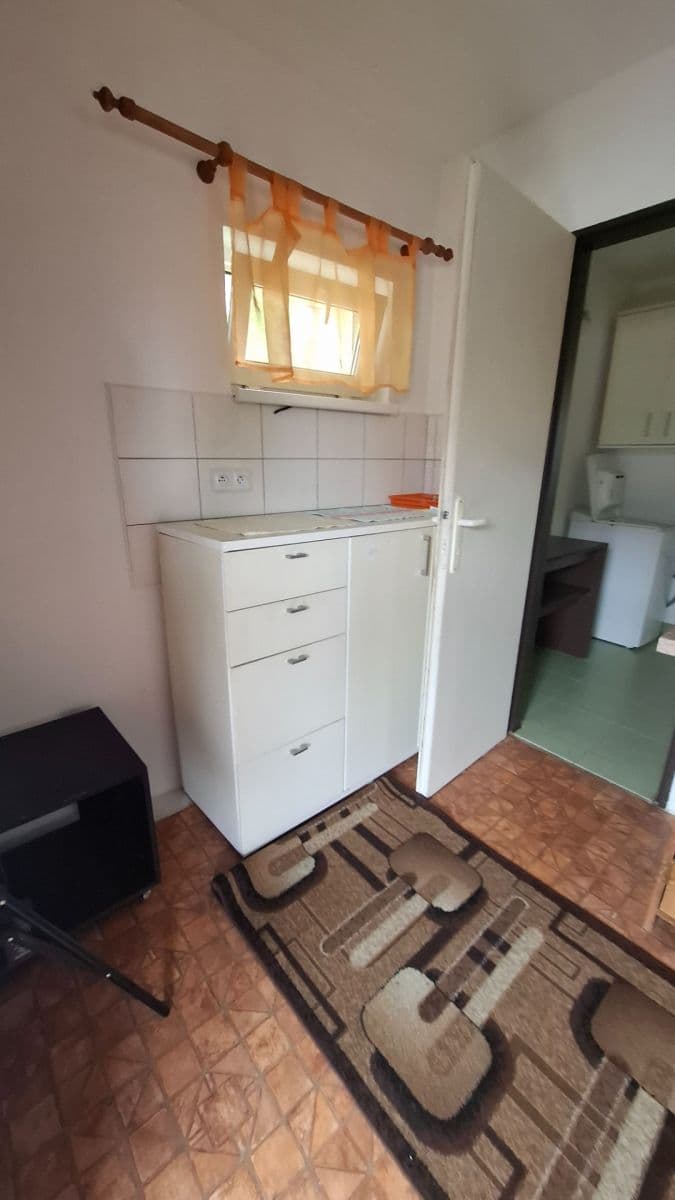 Prenájom domu 45 m², pozemok 120 m², Všešímská, Kunice, Středočeský kraj Prenájom domu 45 m², pozemok 120 m², Všešímská, Kunice, Středočeský kraj