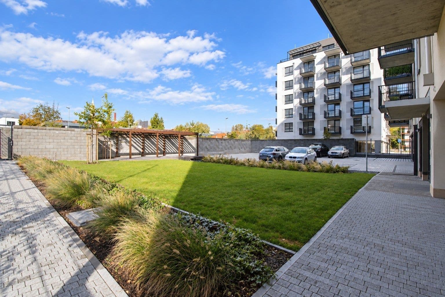 Prenájom bytu 3-izbový 59 m², Nádražní, Kralupy nad Vltavou, Středočeský kraj Prenájom bytu 3-izbový 59 m², Nádražní, Kralupy nad Vltavou, Středočeský kraj