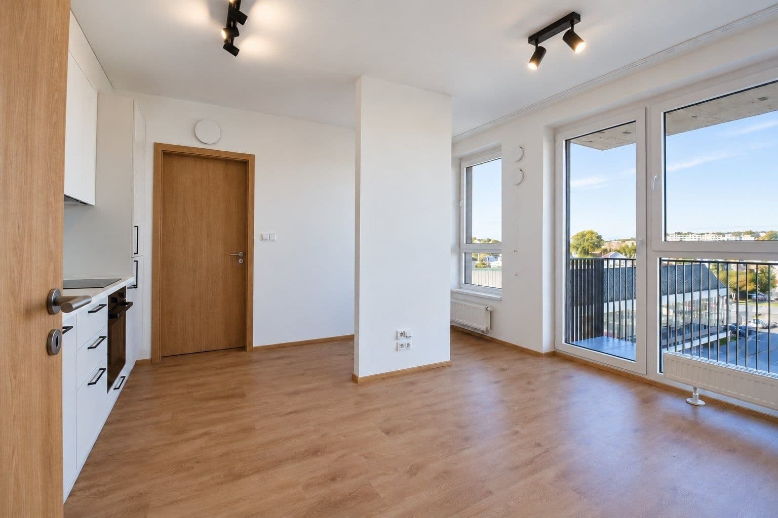 Prenájom bytu 3-izbový 59 m², Nádražní, Kralupy nad Vltavou, Středočeský kraj Prenájom bytu 3-izbový 59 m², Nádražní, Kralupy nad Vltavou, Středočeský kraj