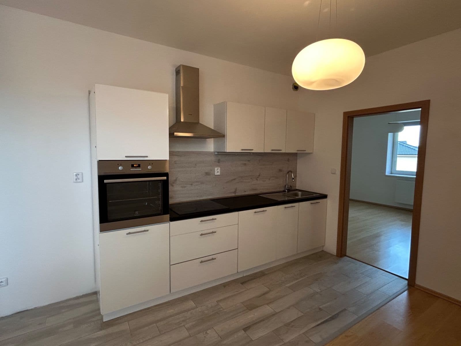 Predaj bytu 2-izbový 52 m², Kloučkova, Rakovník, Středočeský kraj Predaj bytu 2-izbový 52 m², Kloučkova, Rakovník, Středočeský kraj