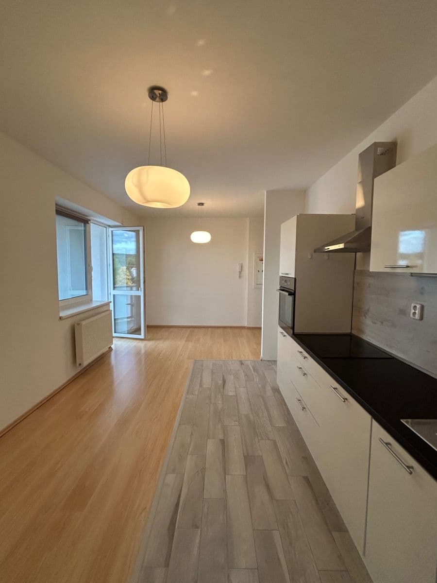 Predaj bytu 2-izbový 52 m², Kloučkova, Rakovník, Středočeský kraj Predaj bytu 2-izbový 52 m², Kloučkova, Rakovník, Středočeský kraj