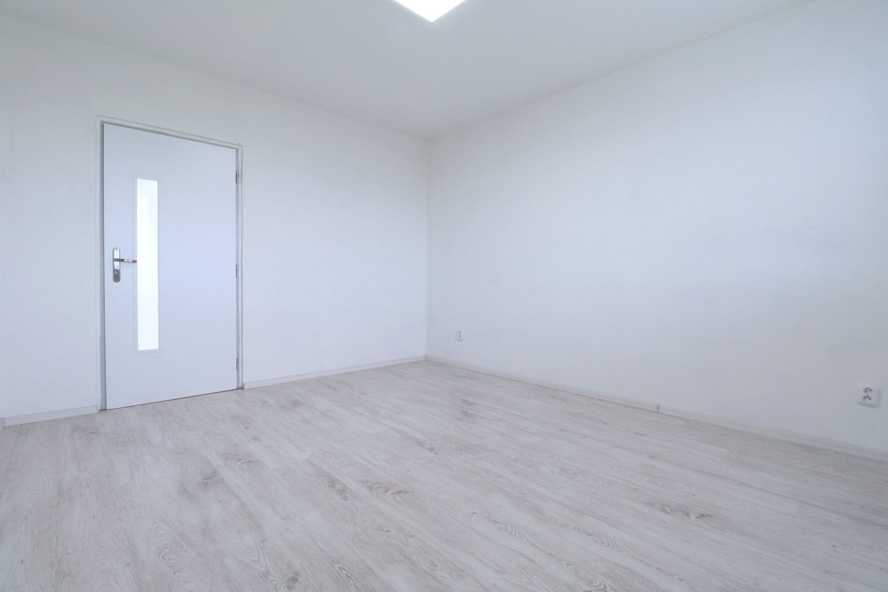 Prenájom bytu 2-izbový 52 m², Topolová, Praha, Praha Prenájom bytu 2-izbový 52 m², Topolová, Praha, Praha
