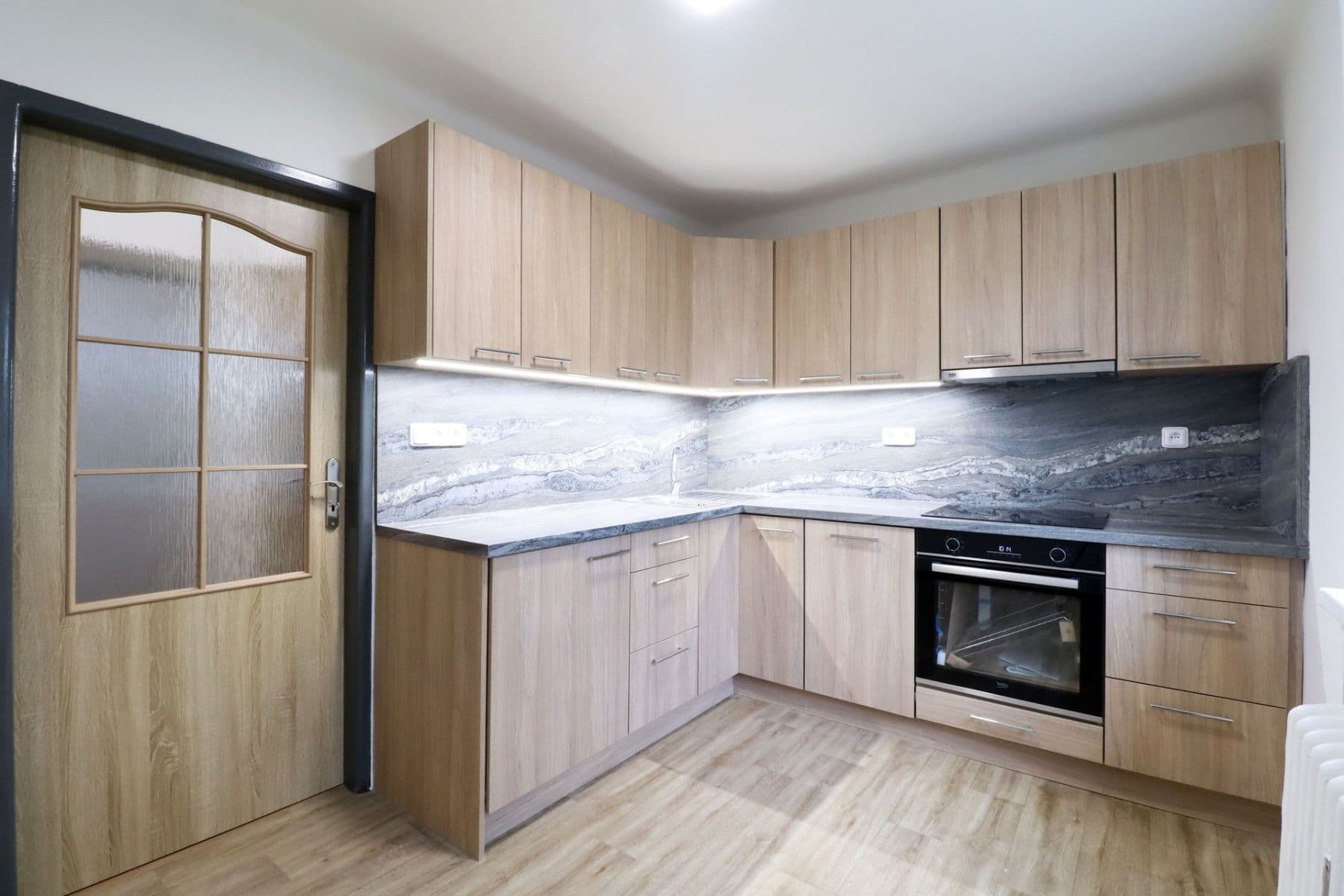 Prenájom bytu 1-izbový 32 m², Kyjevská, Kladno, Středočeský kraj Prenájom bytu 1-izbový 32 m², Kyjevská, Kladno, Středočeský kraj