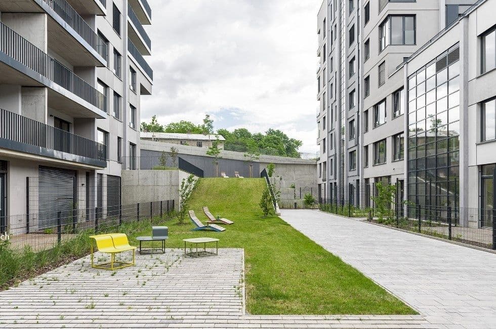 Prenájom bytu 1-izbový 30 m², Grafická, Praha, Praha Prenájom bytu 1-izbový 30 m², Grafická, Praha, Praha