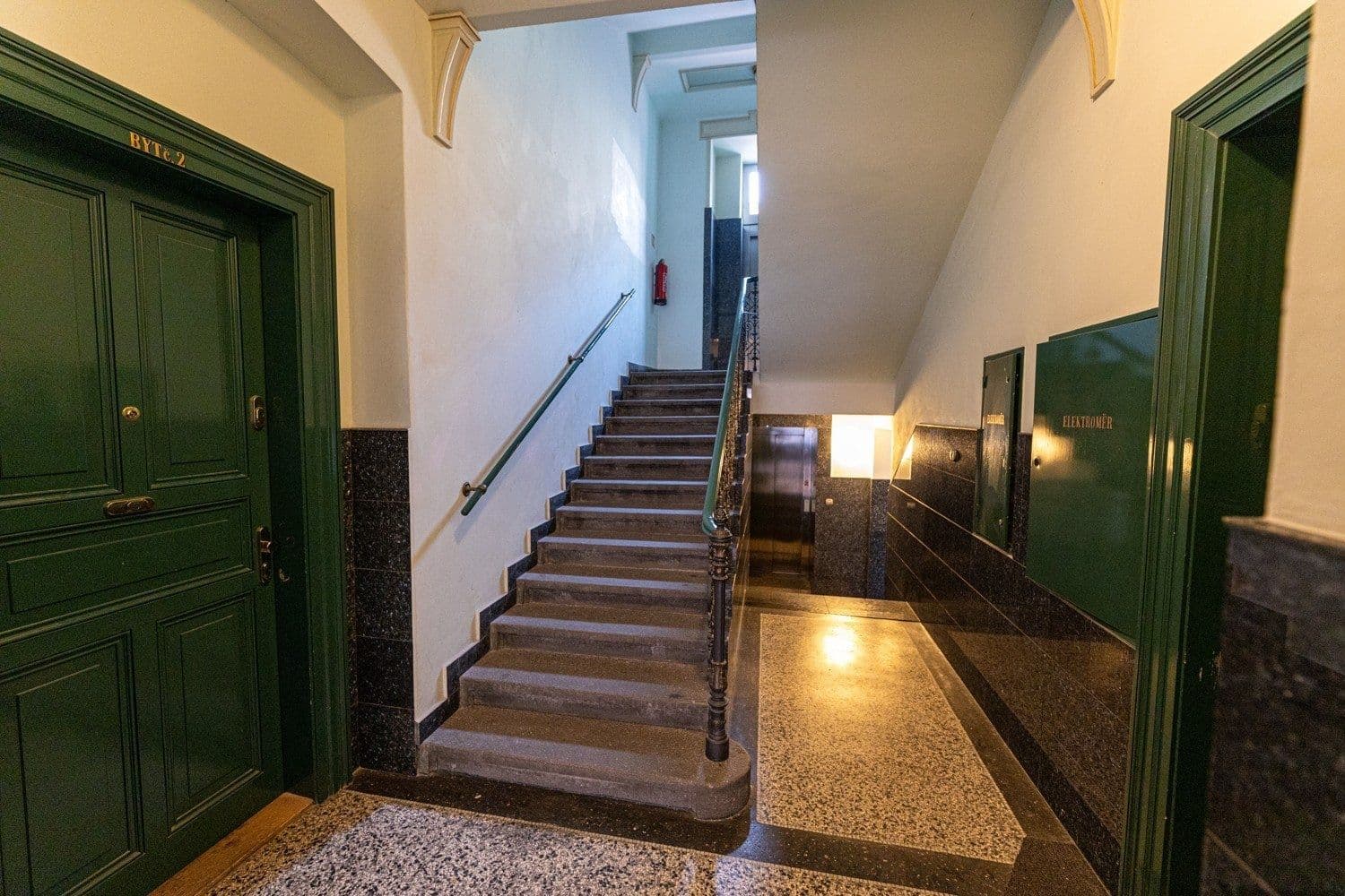 Prenájom bytu 2-izbový 66 m², Tomáškova, Praha, Praha Prenájom bytu 2-izbový 66 m², Tomáškova, Praha, Praha