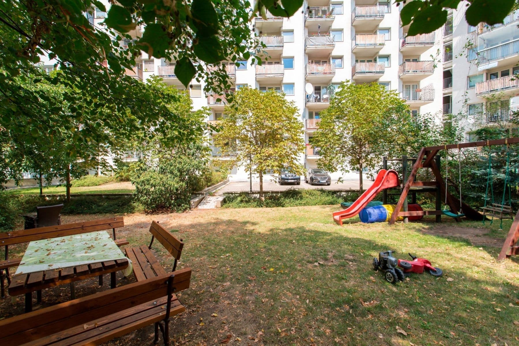 Prenájom bytu 2-izbový 56 m², Kloboučnická, Praha, Praha Prenájom bytu 2-izbový 56 m², Kloboučnická, Praha, Praha