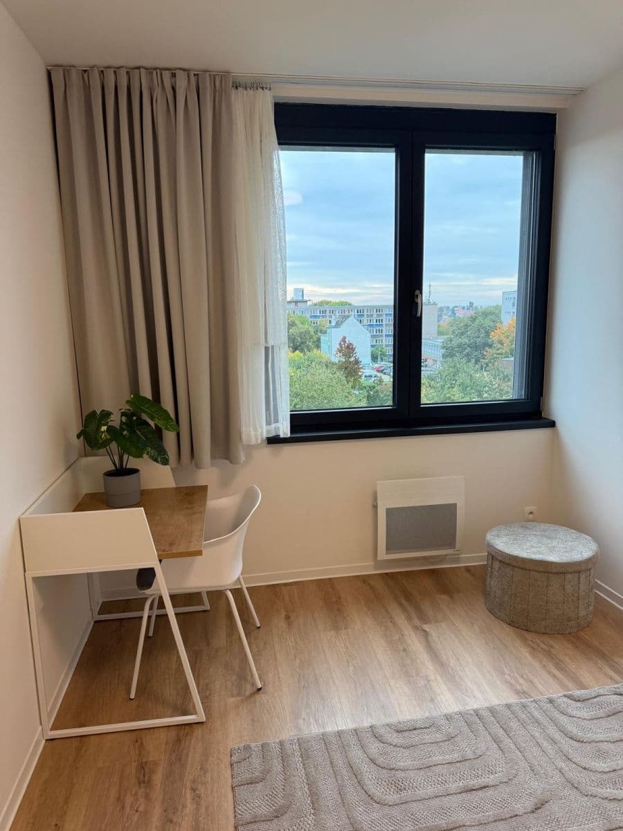 Prenájom bytu 1-izbový 28 m², Na Větrníku, Praha, Praha Prenájom bytu 1-izbový 28 m², Na Větrníku, Praha, Praha